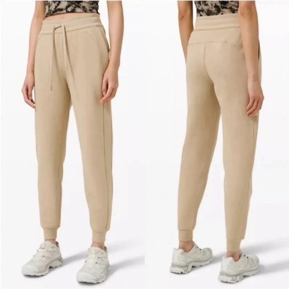 Lululemon Scuba High Rise Jogger